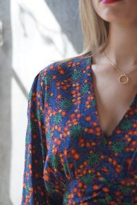 Motif Diane dessiné par OYeah Studio, avec fleurs et feuillages colorés pour la collection été 2020 de Lenny B
