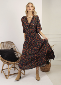 Motif Diane dessiné par OYeah Studio, avec fleurs et feuillages colorés pour la collection été 2020 de Lenny B